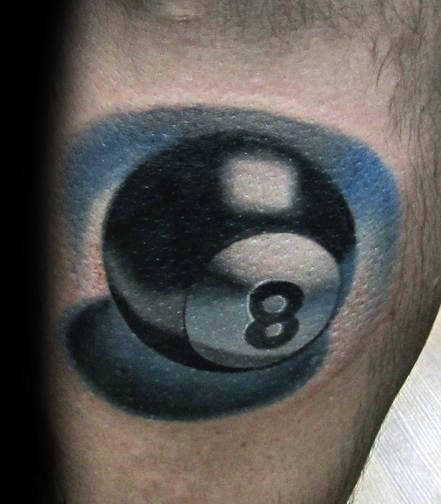 tatuaggio palla da biliardo numero 8 01