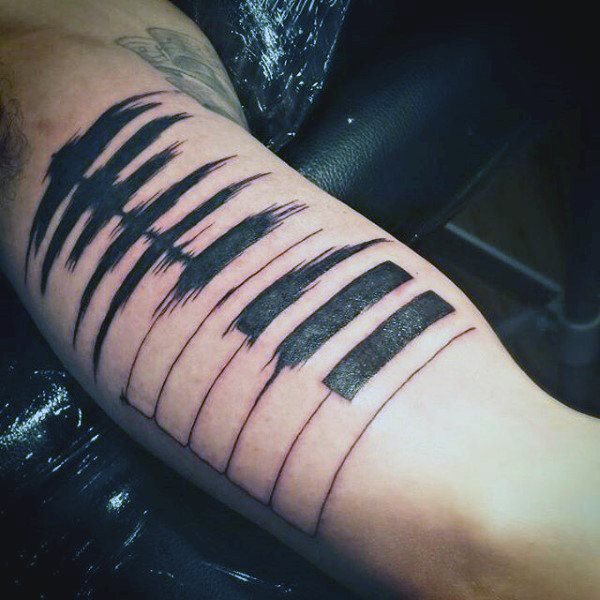 tatuaggio pianoforte tastiera 35