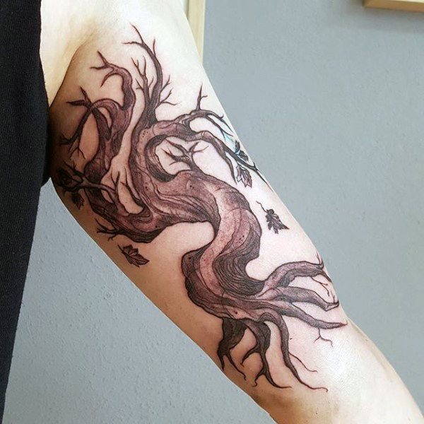 tatuaggio radici di albero 11