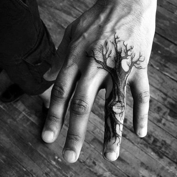 tatuaggio radici di albero 81