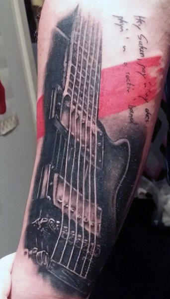 tatuaggio chitarra 101