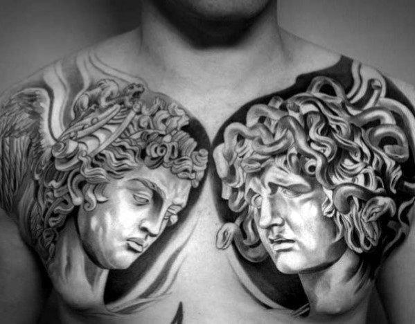 tatuaggio statua romana 43