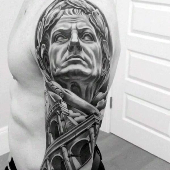 tatuaggio statua romana 49