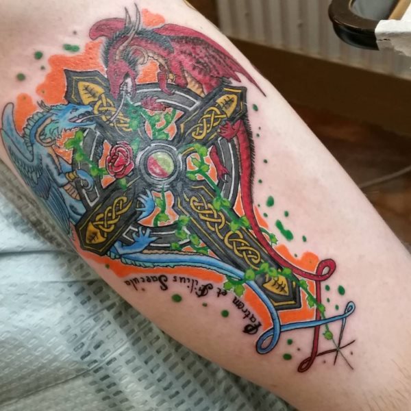 tatuaggio croce 222