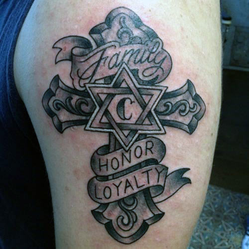 tatuaggio croce 470