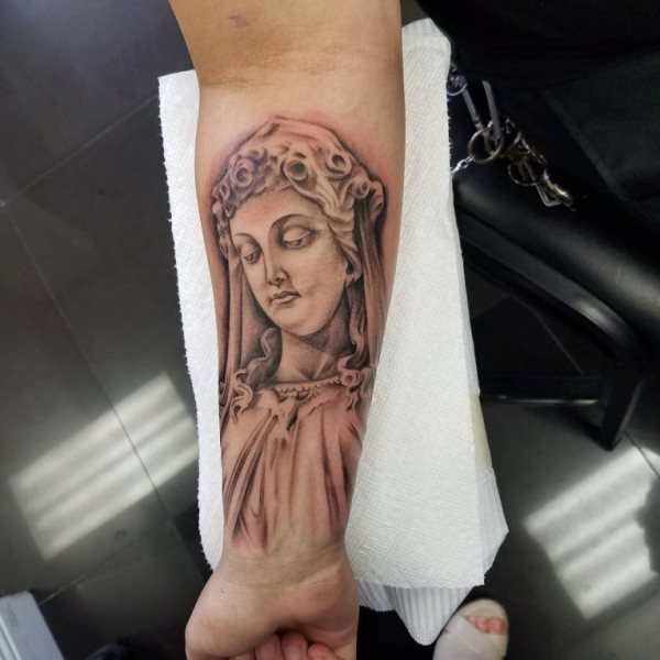 tatuaggio vergine maria 316