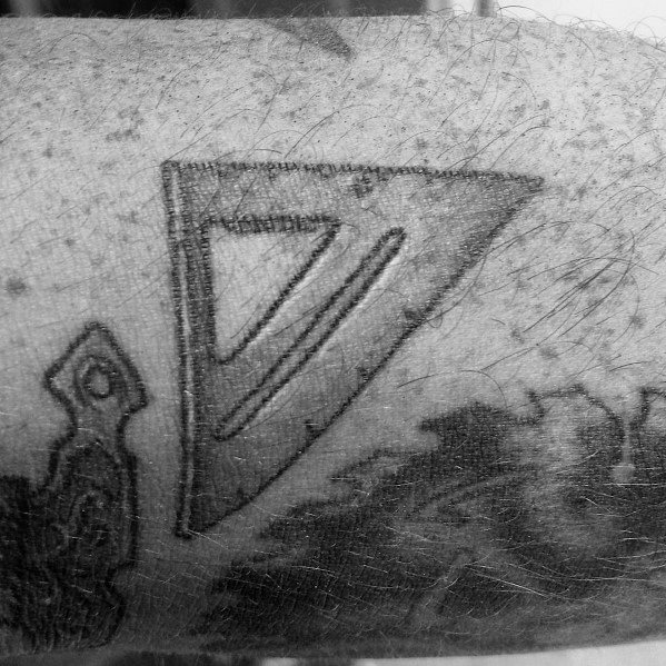 tatuaggio falegname carpentiere 09