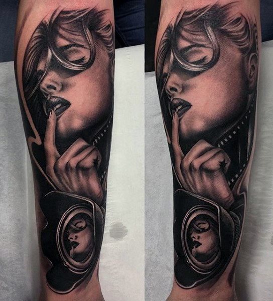 tatuaggio macchina fotografica 45