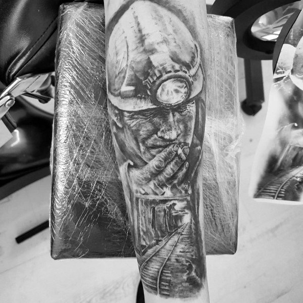 tatuaggio minatore 43