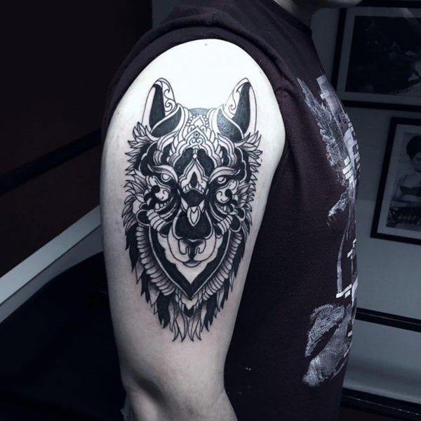 tatoeage wolf 136