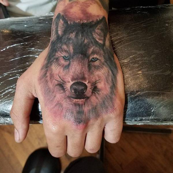 tatoeage wolf 149