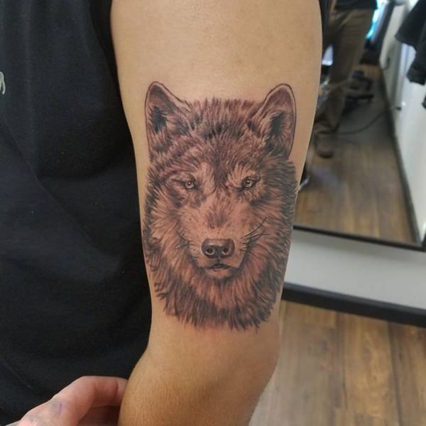 tatoeage wolf 170