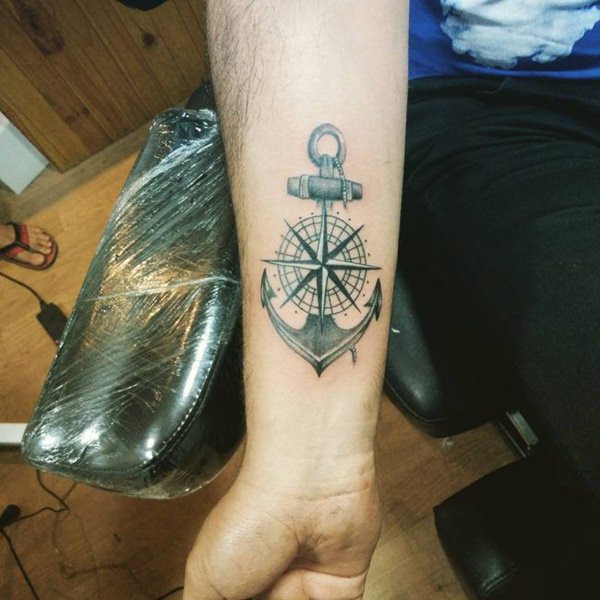 tatuaz kompas 133