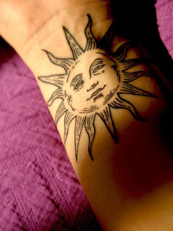 175 tatuaży ze słońcem: wzory i znaczenie