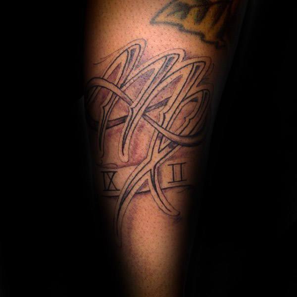 tatuaz znakiem panna 111