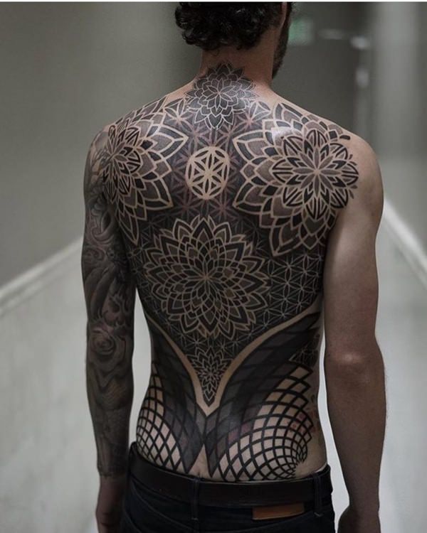 tatuaz geometryczne 1408