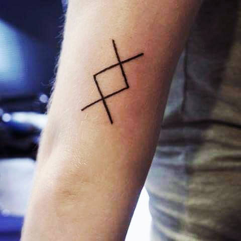 tatuaz minimalistyczny 137