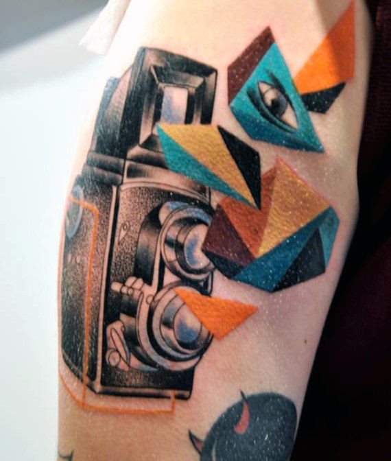 tatuaz aparat fotograficzny 09