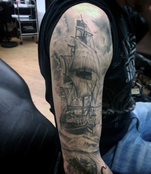 tatuaz statek 107