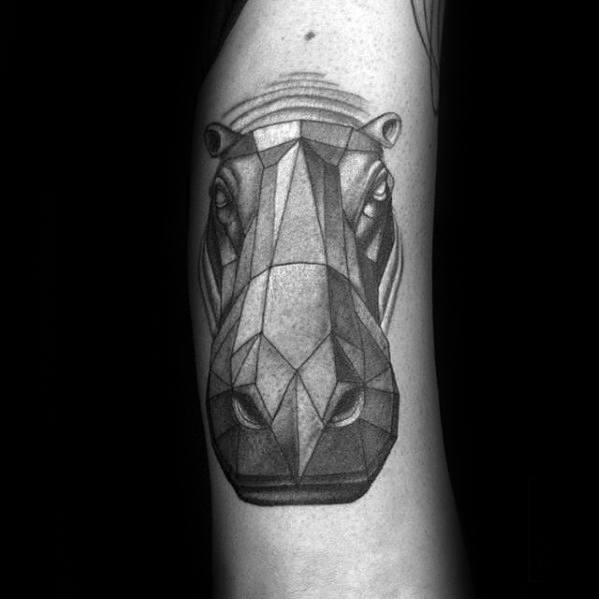 tatuaz hipopotam 87