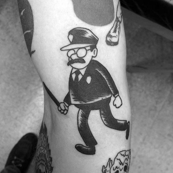 tatuaz policjant 57