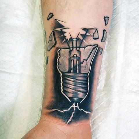 tatuaz zarowka 139